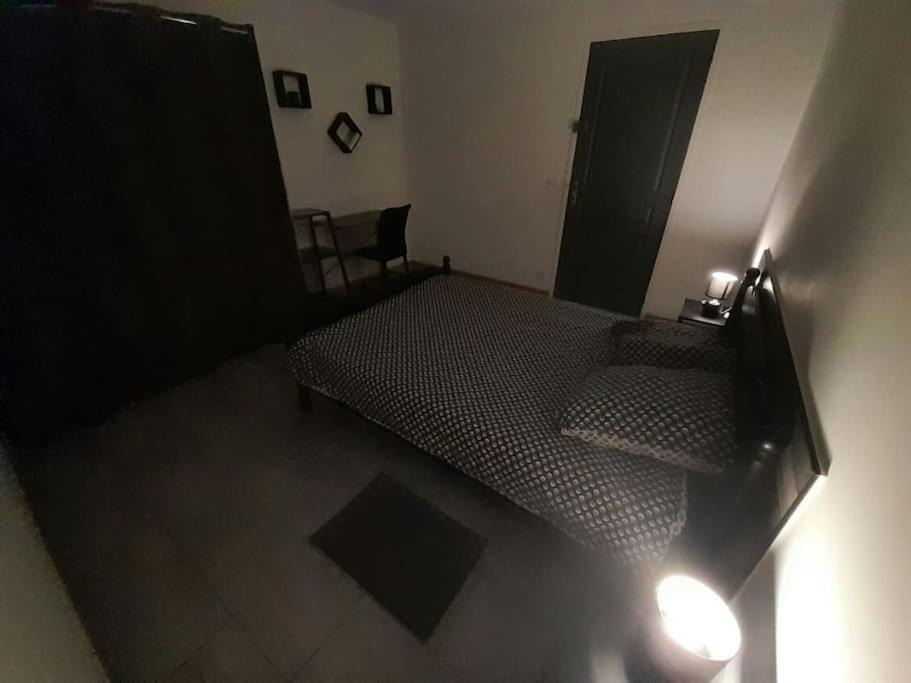 Appartement Spacieux &Tres Calme. Spacious & Very Quiet Apartment. Carros Exteriér fotografie