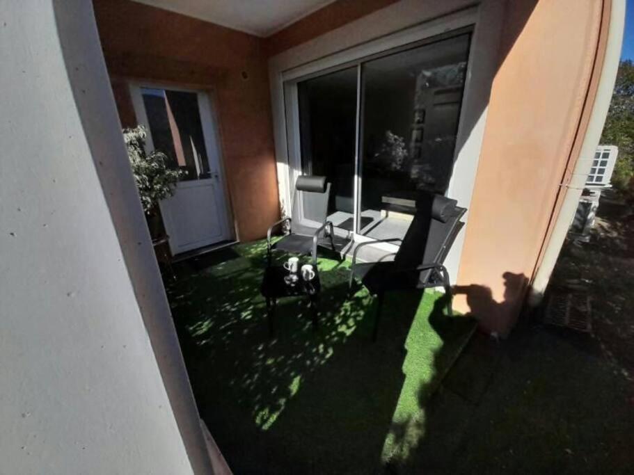 Appartement Spacieux &Tres Calme. Spacious & Very Quiet Apartment. Carros Exteriér fotografie