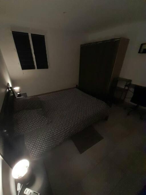 Appartement Spacieux &Tres Calme. Spacious & Very Quiet Apartment. Carros Exteriér fotografie